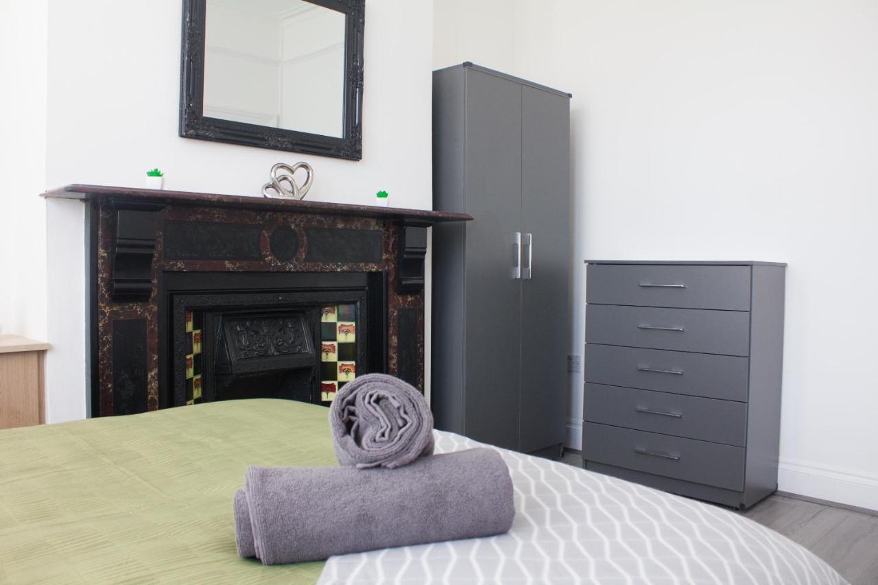 Boaler House, Modern 4 Bed House With Parking Sleeps 8 Villa Liverpool Eksteriør bilde
